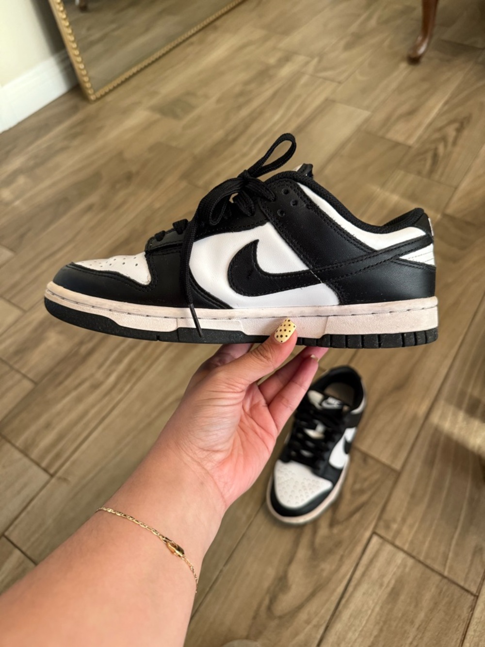 Nike Dunks Low Sneaker Pandas - Picture 2 of 7